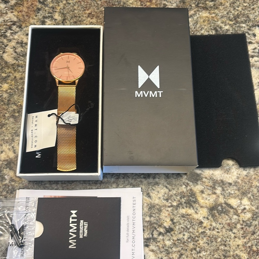 MVMT Women’s rose gold watch - Boulevard style BRAND NEW
